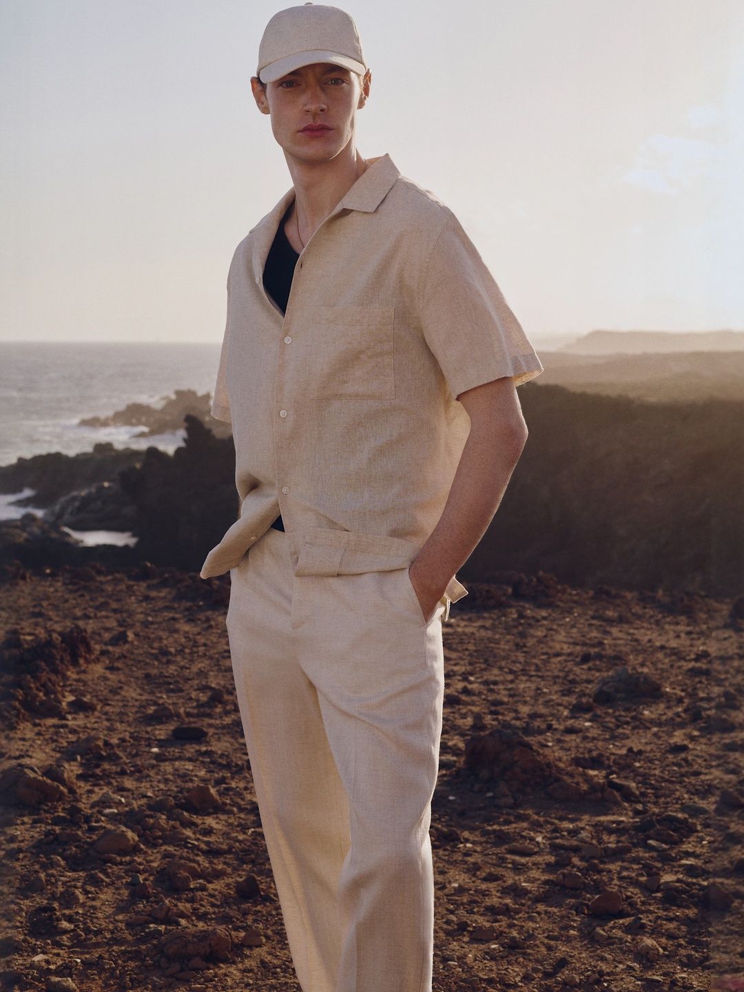 Regular Fit Short-Sleeved Linen-Blend Shirt